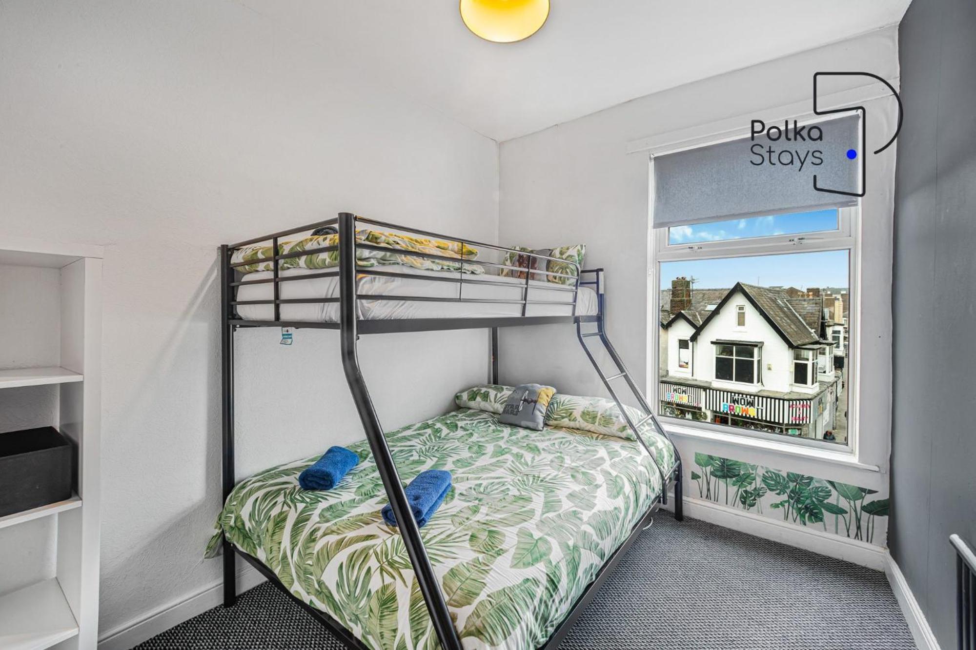 PolkaDot Winter Gardens - 2 x Large Modern Apartments, Central Blackpool Buitenkant foto